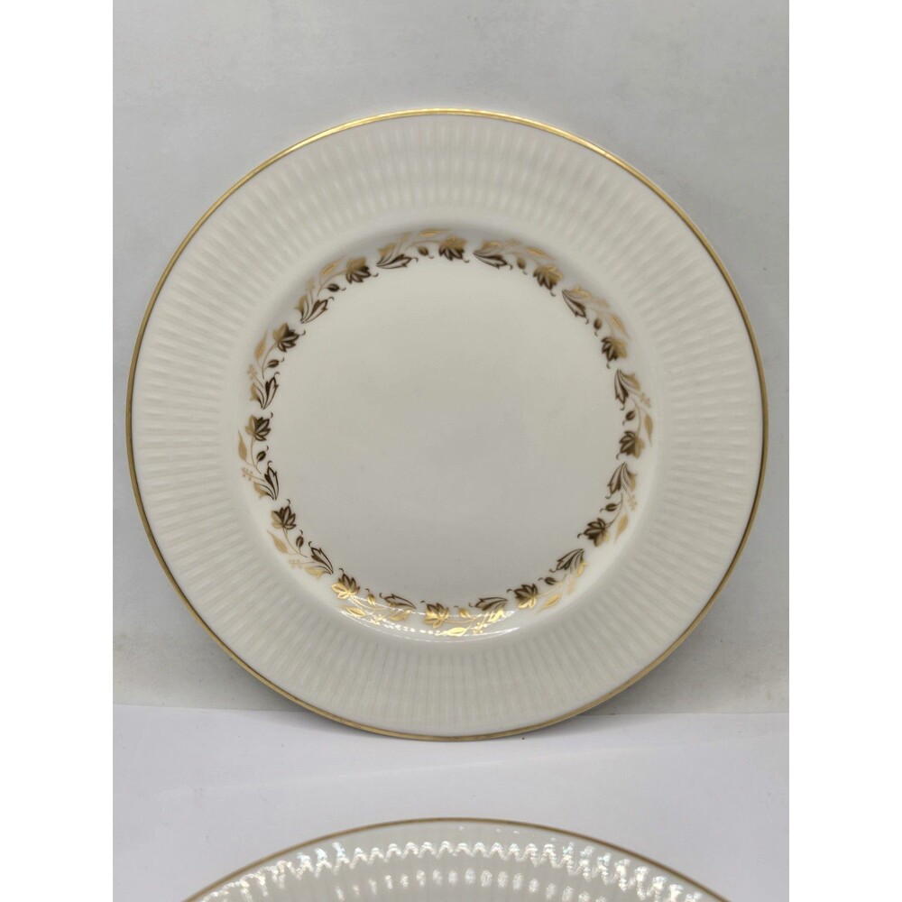 Royal Doulton "Fairfax" Bread & Butter Plate (6 1/2") Gold Trim